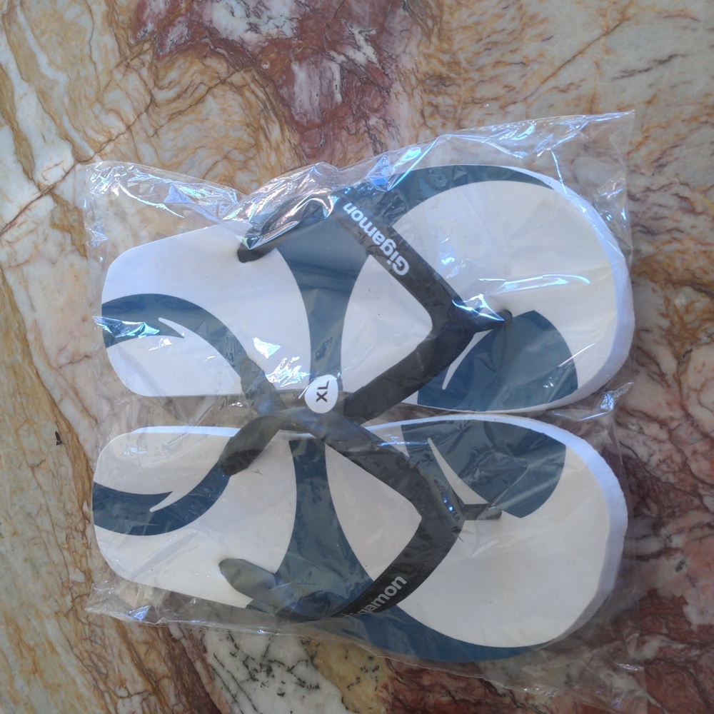 Men's XL Flip Flops-NEW